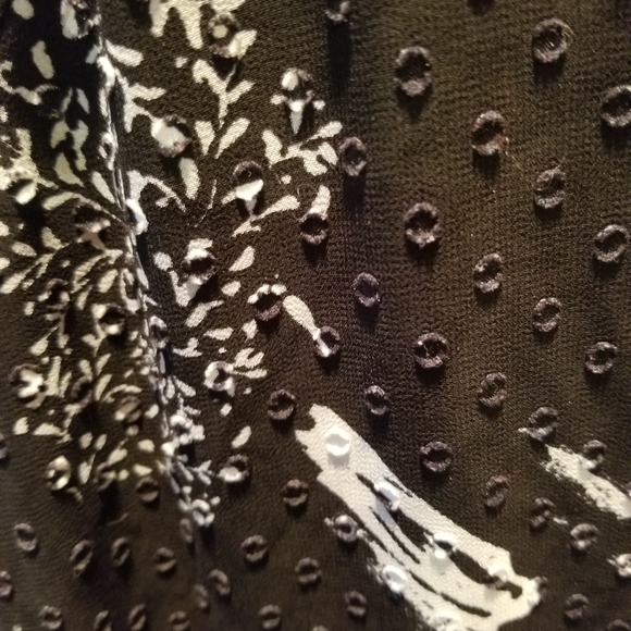 Womens tops - Picture 2 of 5